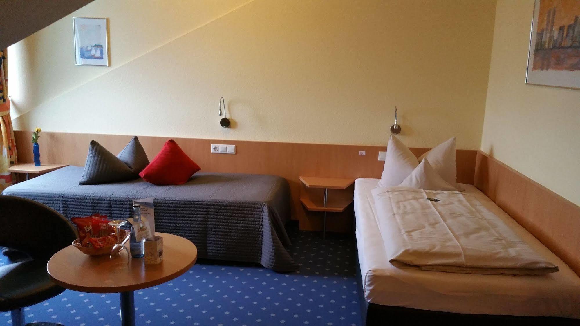 Hotel Ifen Wiesloch Exteriér fotografie